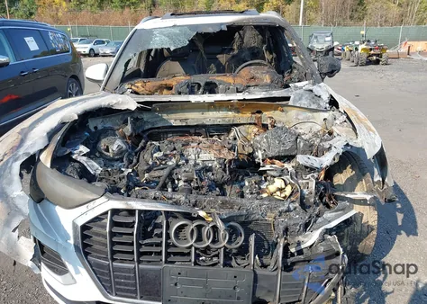 2020 Audi Q3 Premium 45 Tfsi Quattro Tiptronic z USA, uszkodzony, nr VIN WA1AECF30L1039818